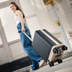 iScooter 20''250W Electric Riding Luggage 95.7Wh Flight-Compliant Battery - Image 5